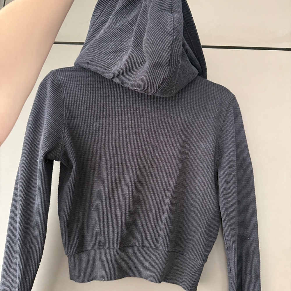 TNA Aritzia Waffle Knit Zip Hoodie Size XXS (Fits XS/S) Soft Zip Hoodie Babaton - Picture 11 of 14